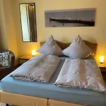 Von Jutrzenka Hotell *