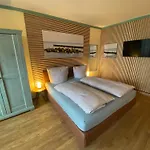 Von Jutrzenka Hotell