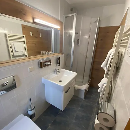 Hotel Von Jutrzenka Ostseebad Kühlungsborn