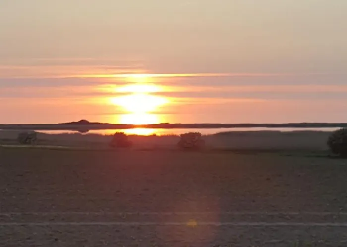 Von Jutrzenka Отель *